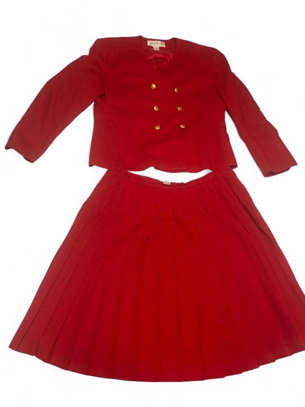 Vintage 2 piece classic red suit, Size 16